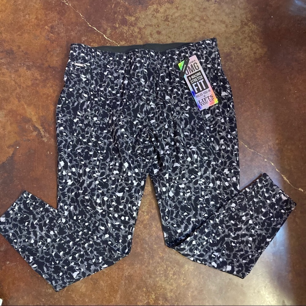 COCO+CARMEN Animal Print New With Tags Skinny Pants